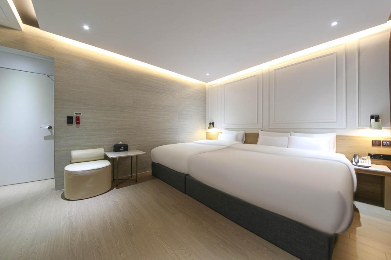 Brown Dot Hotel Pyeonghwa Plaza 木浦市 エクステリア 写真
