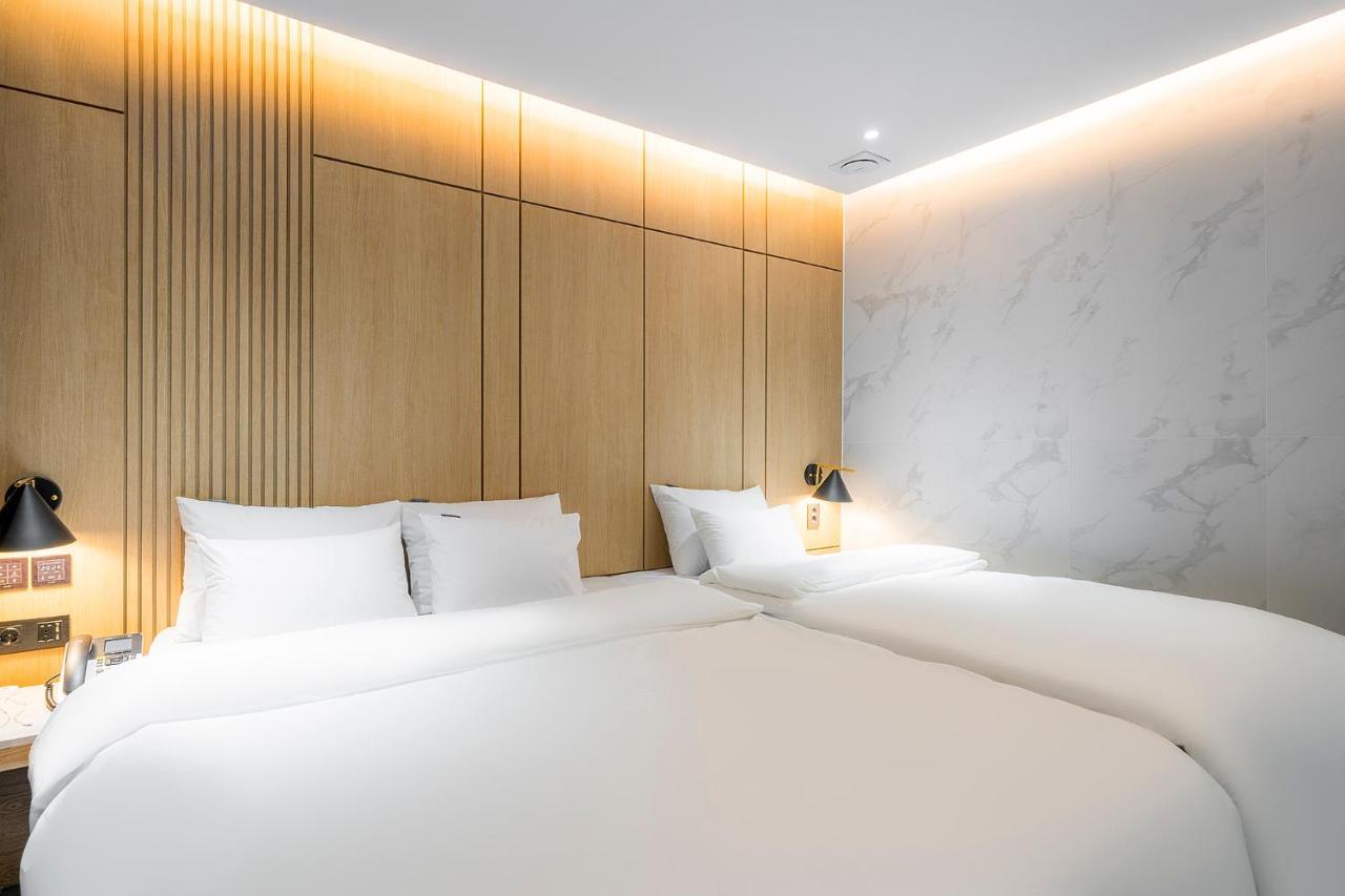 Brown Dot Hotel Pyeonghwa Plaza 木浦市 エクステリア 写真
