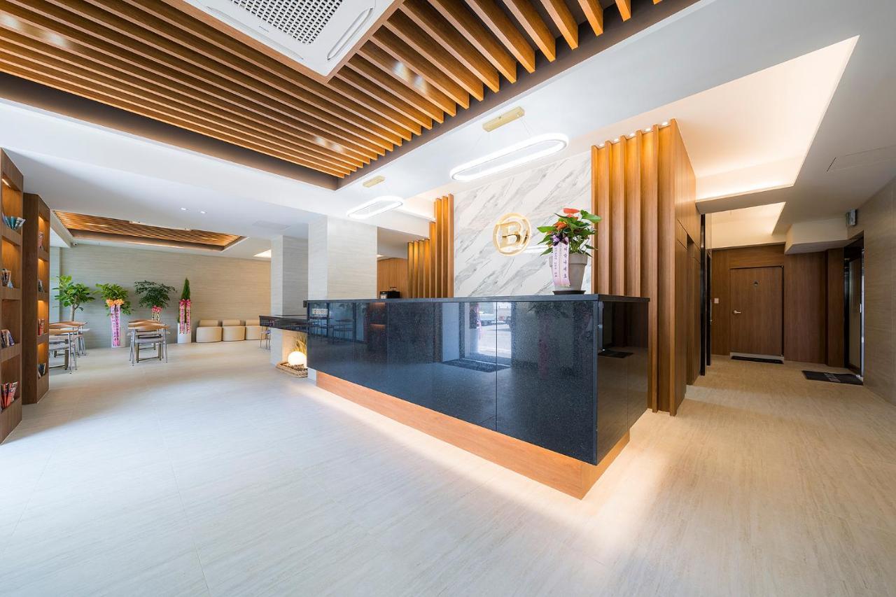 Brown Dot Hotel Pyeonghwa Plaza 木浦市 エクステリア 写真