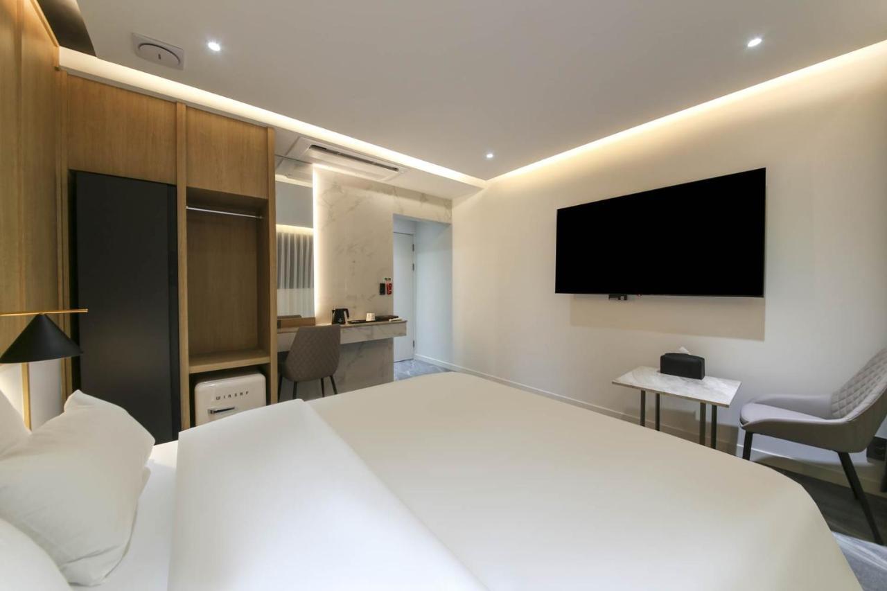 Brown Dot Hotel Pyeonghwa Plaza 木浦市 エクステリア 写真