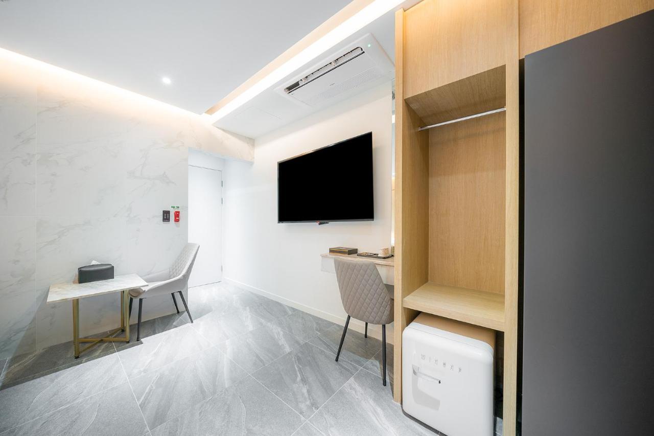 Brown Dot Hotel Pyeonghwa Plaza 木浦市 エクステリア 写真